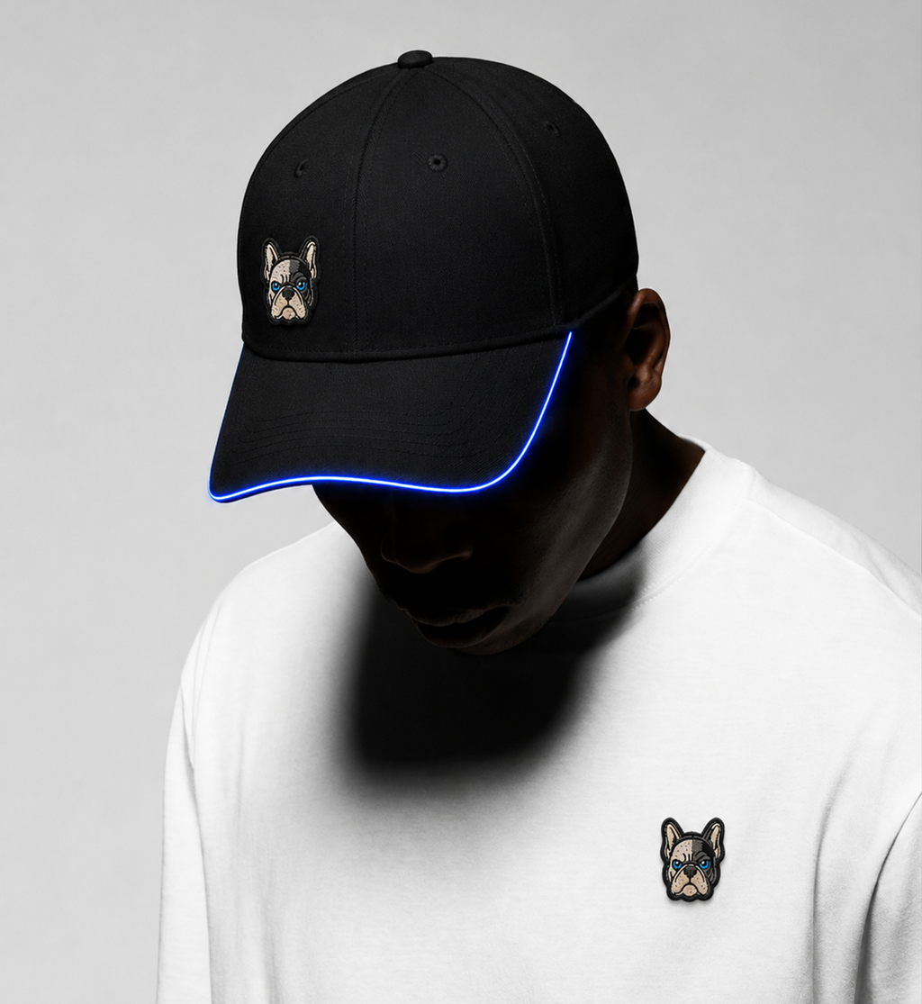 2FANGS - MULTICOLOR LED FRONT-RIGHT EMBROIDERED LOGO CAP "Q DANGEROUS"